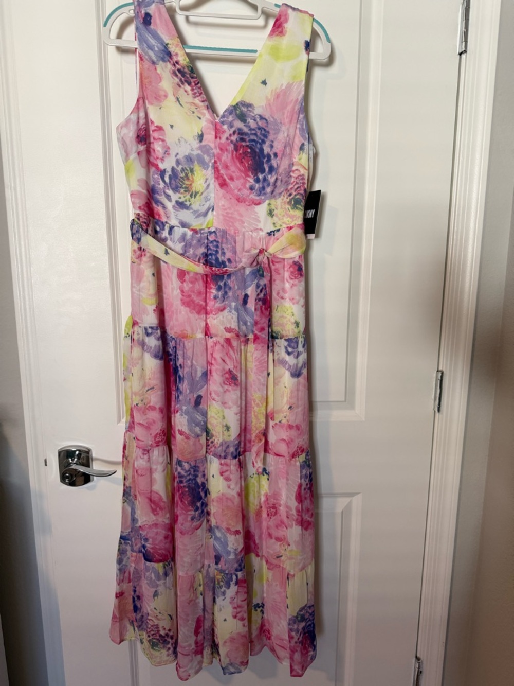 DKNY Floral Watercolor Maxi Dress in Pink, Purple, Yellow Size 6